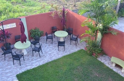 Montecristo Inn Piarco 외부 사진